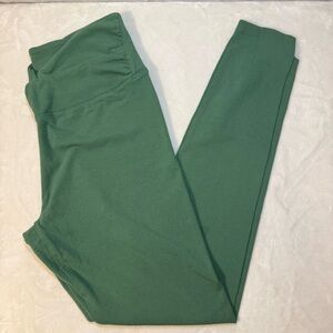 PINK Victoria’s Secret Olive Green High Rise Leggings Size Medium